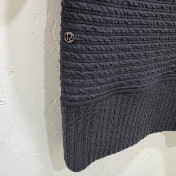 Lululemon On Repeat Dress Black Long-Sleeve Textured Removable Collar Women's 6 - Picture 7 of 15